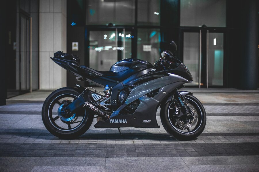 Yamaha YZF-R1M